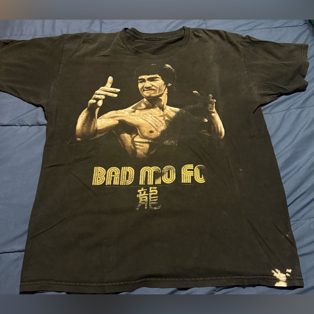 Vtg Bruce Lee Bad Mo Fo Black T Shirt Sz Large With Sun Fade And Bleach Stains